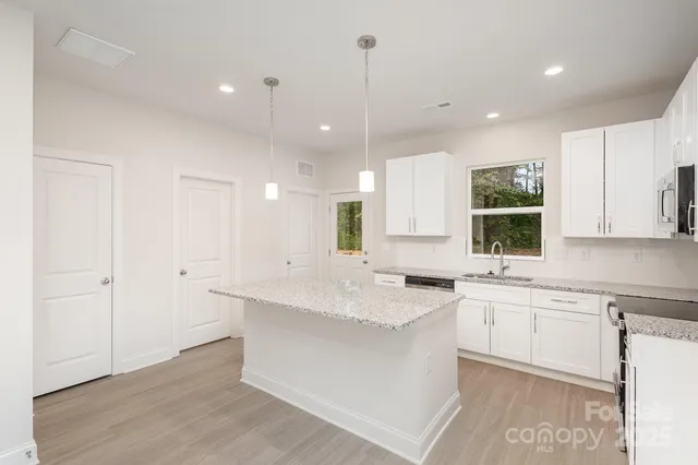 $499,900 | 19901 Burton Lane, Cornelius, NC 28031