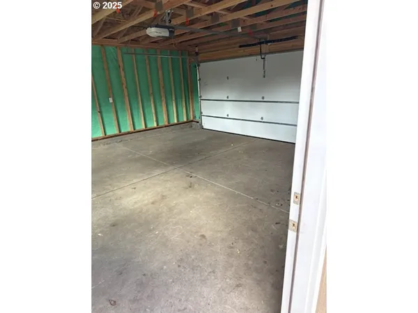 $225,000 | 2544 Rosebay Street, Eugene, OR 97402
