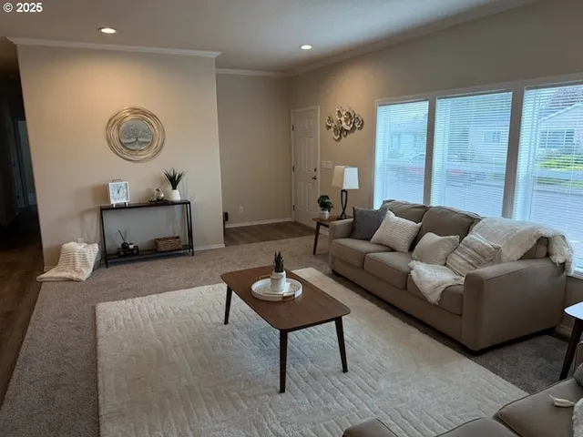 $269,900 | 2544 Rosebay Street, Eugene, OR 97402