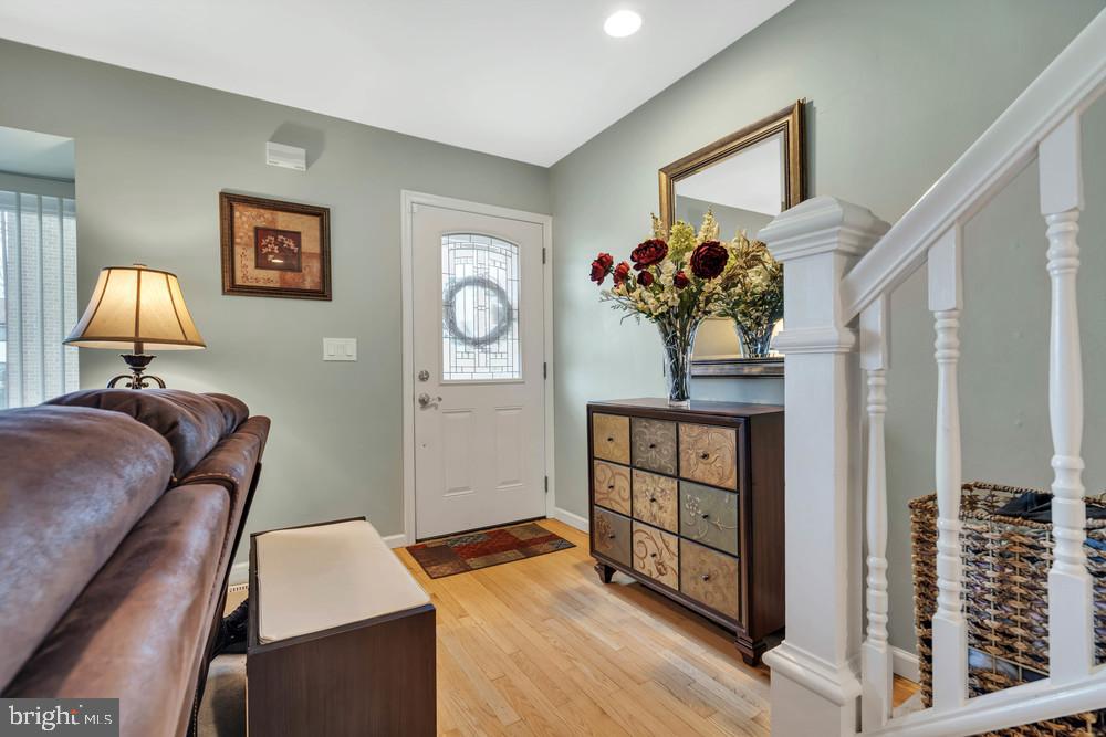 898 Jamestown Road Hightstown, NJ 08520 - Photo 2 of 42 Gallery Image 2