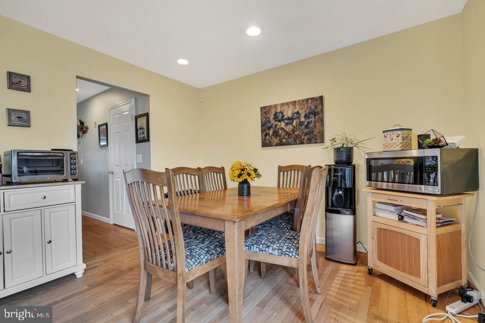 898 Jamestown Road Hightstown, NJ 08520 - Photo 16 of 42 Gallery Image 16