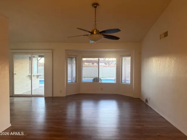 $2,250 | 6509 West Cochise Drive, Glendale, AZ 85302