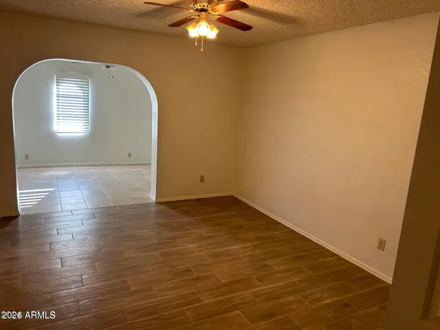 $2,250 | 6509 West Cochise Drive, Glendale, AZ 85302