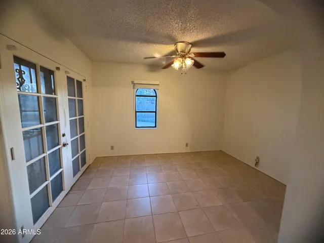 $2,250 | 6509 West Cochise Drive, Glendale, AZ 85302