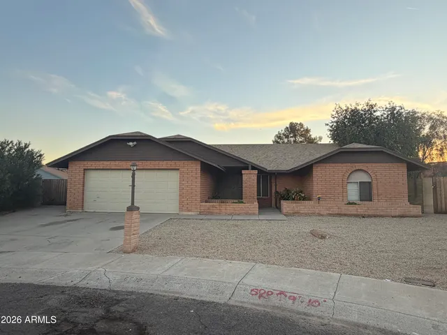 $2,250 | 6509 West Cochise Drive, Glendale, AZ 85302