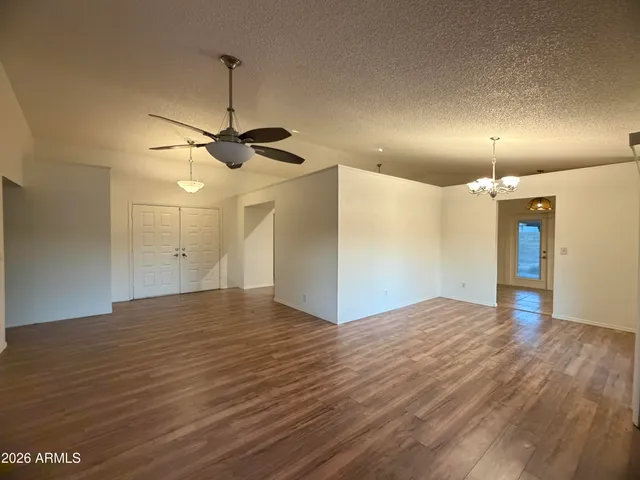 $2,250 | 6509 West Cochise Drive, Glendale, AZ 85302