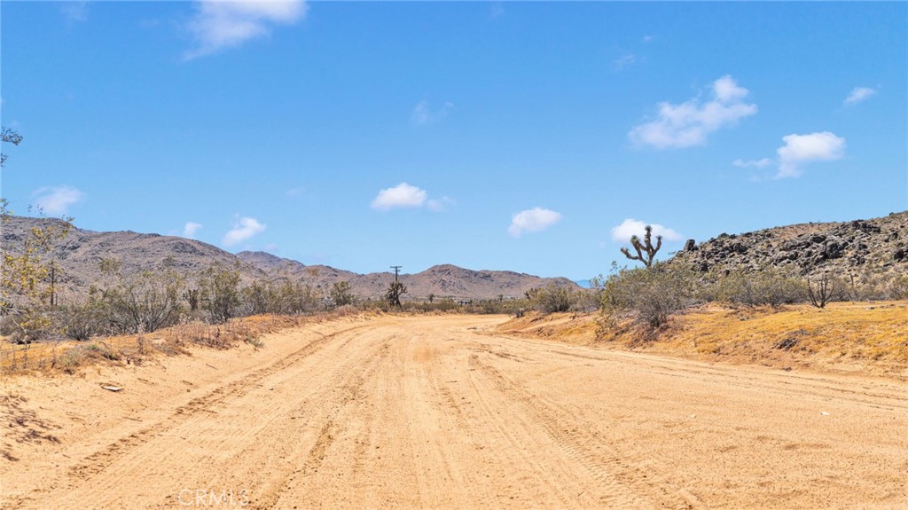 1 Fairview Valley Road Apple Valley, CA 92307 - Photo 12 of 12