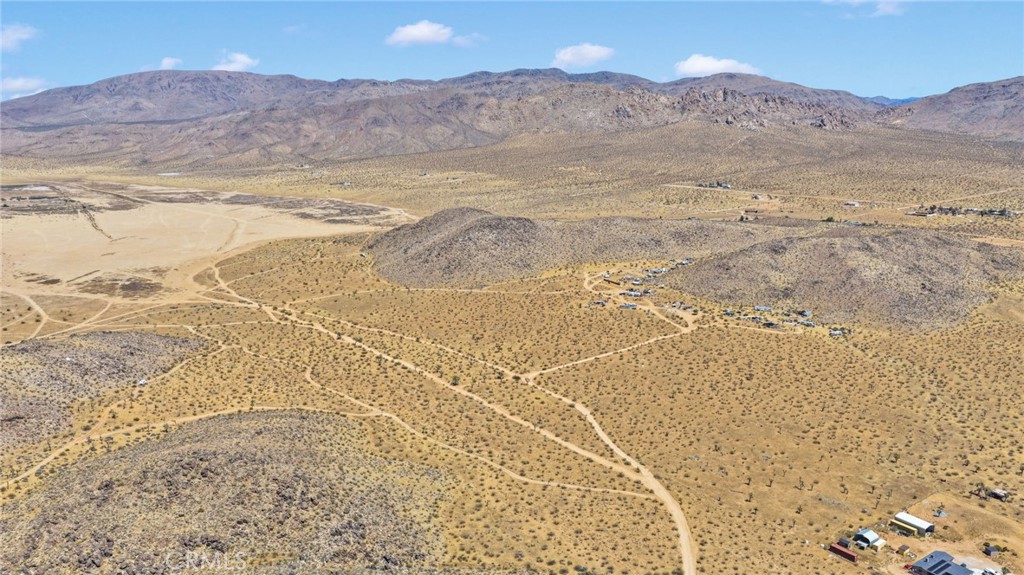 1 Fairview Valley Road Apple Valley, CA 92307 - Photo 2 of 12