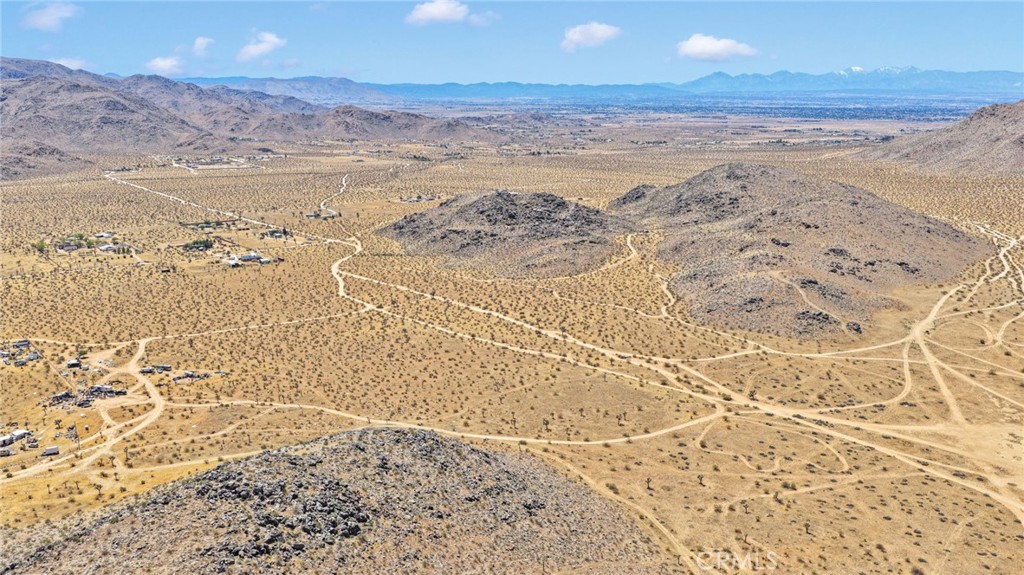 1 Fairview Valley Road Apple Valley, CA 92307 - Photo 6 of 12