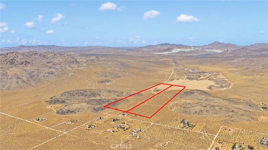 1 Fairview Valley Road Apple Valley, CA 92307 - Photo 10 of 12