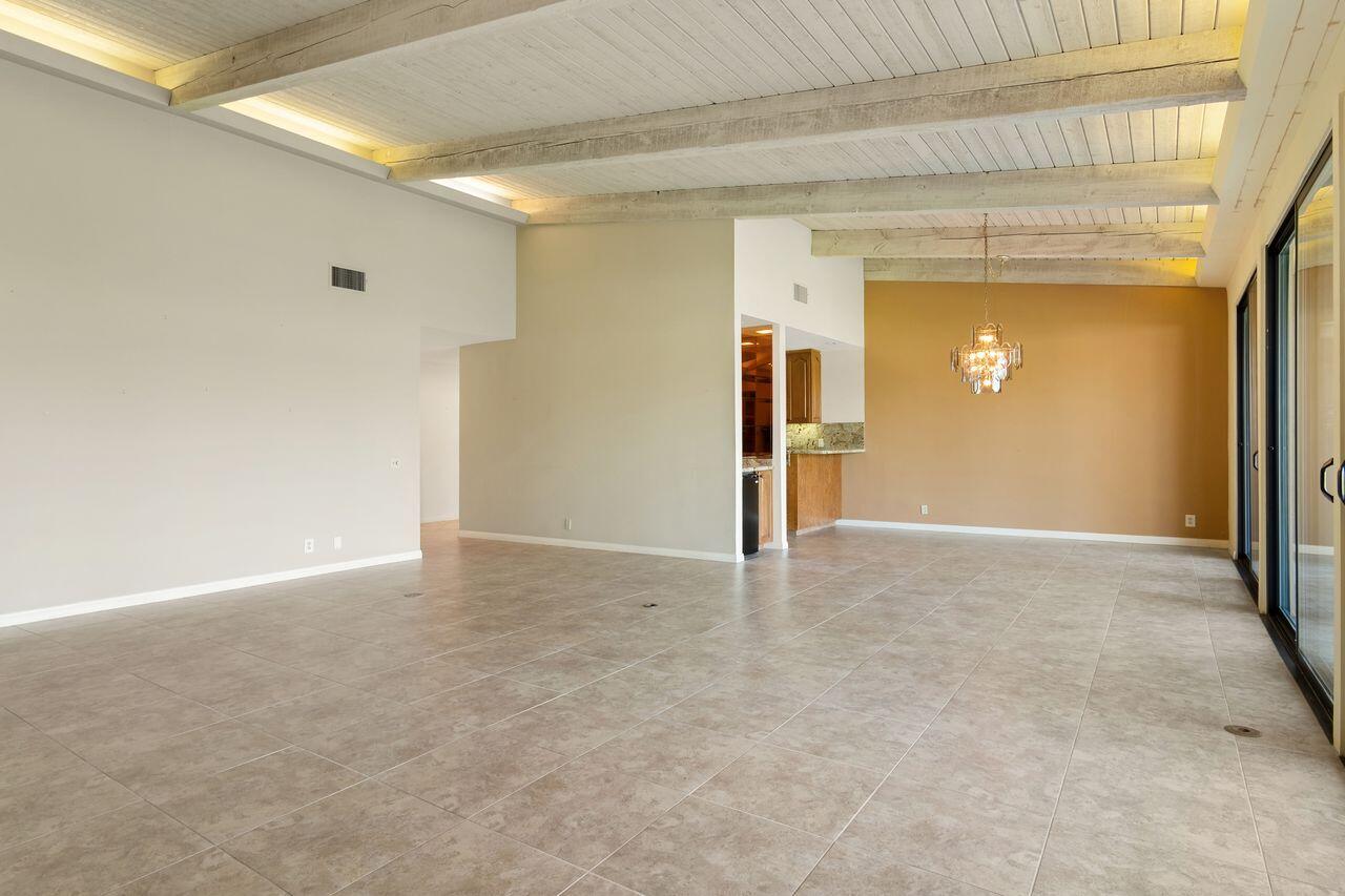 77680 Cherokee Road Indian Wells, CA 92210 - Photo 6 of 27 Great Room/Dining Area
