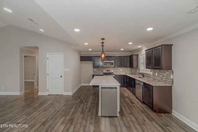 $424,900 | 712 Hunter Crst Road, Maryville, TN 37803