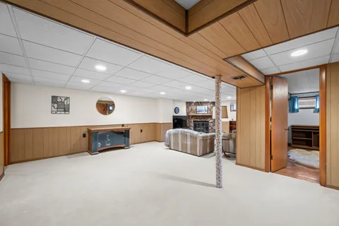 $375,000 | 4533 Hirschberg Court, Schiller Park, IL 60176