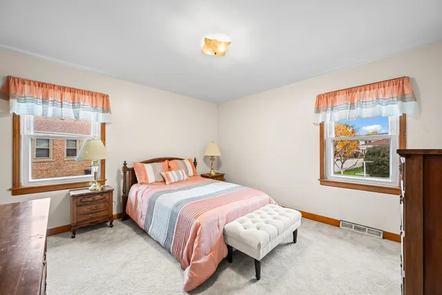 $375,000 | 4533 Hirschberg Court, Schiller Park, IL 60176