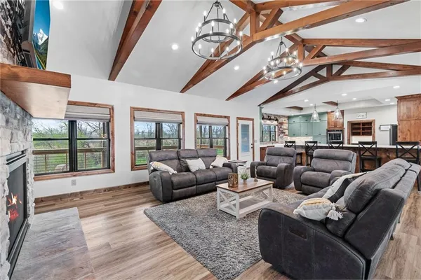 $1,900,000 | 47210 K Highway, Norborne, MO 64668