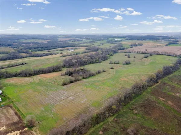 $1,900,000 | 47210 K Highway, Norborne, MO 64668