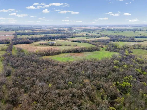 $1,900,000 | 47210 K Highway, Norborne, MO 64668