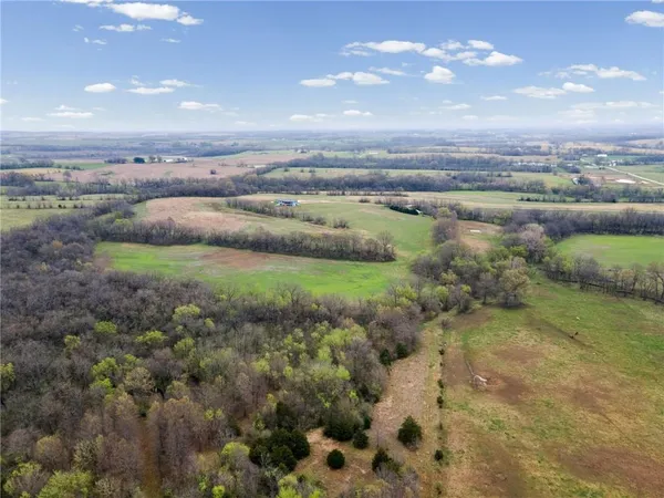 $1,900,000 | 47210 K Highway, Norborne, MO 64668