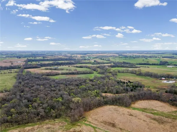 $1,900,000 | 47210 K Highway, Norborne, MO 64668