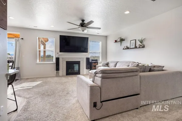 $409,990 | 4601 Great Fls Avenue, Caldwell, ID 83607