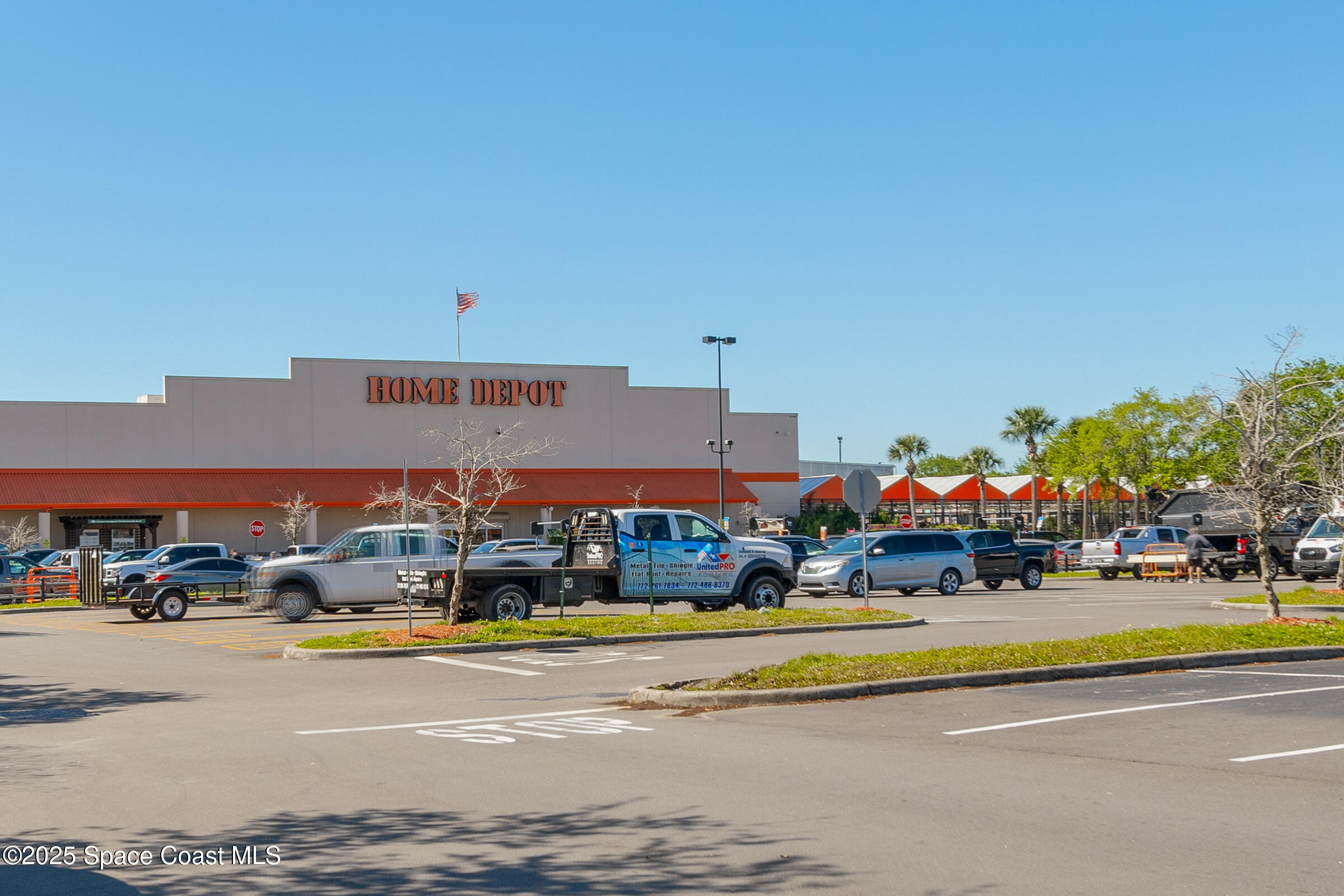 511 Trumpet Street Southwest Palm Bay, FL 32908 - Photo 39 of 43 38-Malabar-Road-Shopping-306