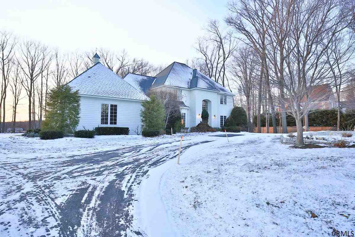 20 East Ridge Road Colonie, NY 12211 - Photo 4 of 25 Photo 4