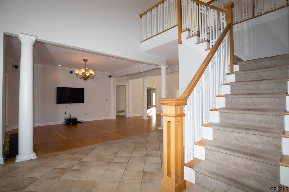 20 East Ridge Road Colonie, NY 12211 - Photo 5 of 25 Photo 5