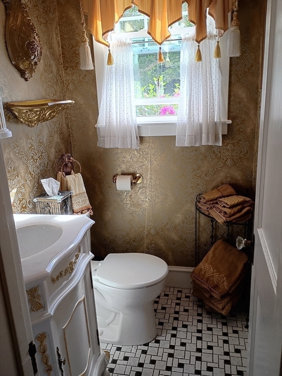 333 Langley Street Fall River, MA 02720 - Photo 17 of 41