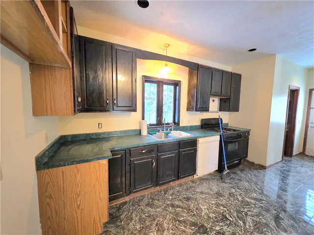 $150,000 | 9289 South Street Road, Le Roy, NY 14482