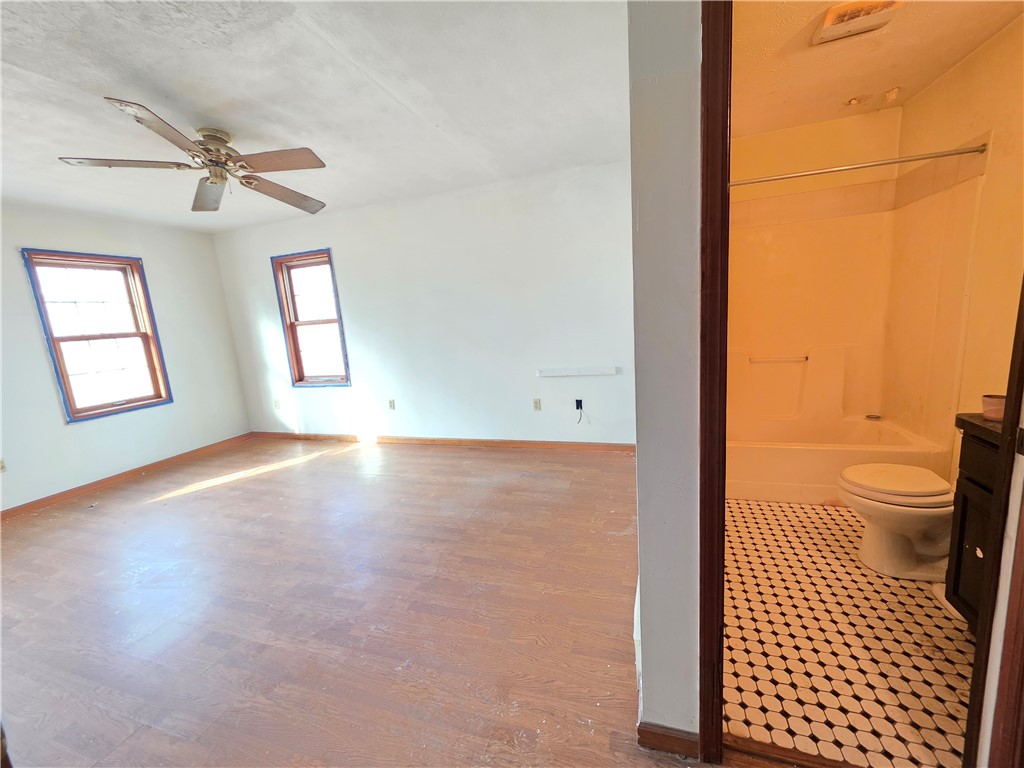 9289 South Street Road Le Roy, NY 14482 - Photo 7 of 14 Primary Bedroom