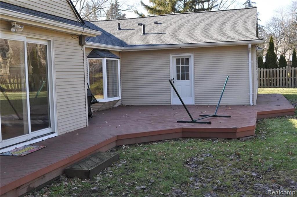 29204 Utley Road Farmington Hills, MI 48334 - Photo 50 of 52