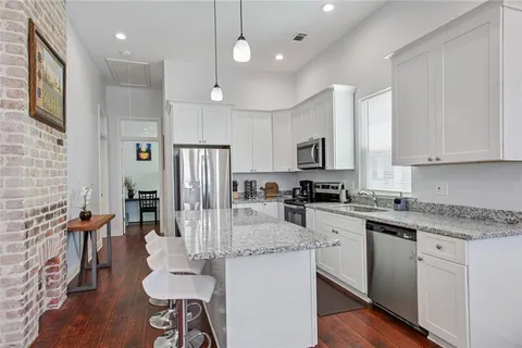 $250,000 | 2430 Clara Street, New Orleans, LA 70113