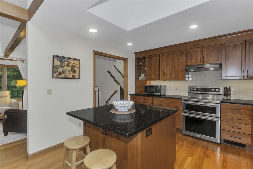 44 Westhampton Road Northampton, MA 01062 - Photo 17 of 42
