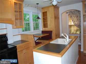 126 Brookside Road Newtown Square, PA 19073 - Photo 9 of 12 Kitchen