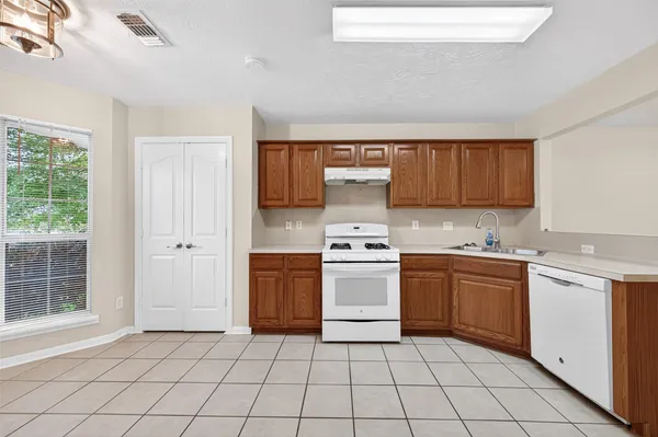 $1,799 | 22938 Sugar Bear Drive, Spring, TX 77389