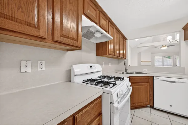 $1,799 | 22938 Sugar Bear Drive, Spring, TX 77389