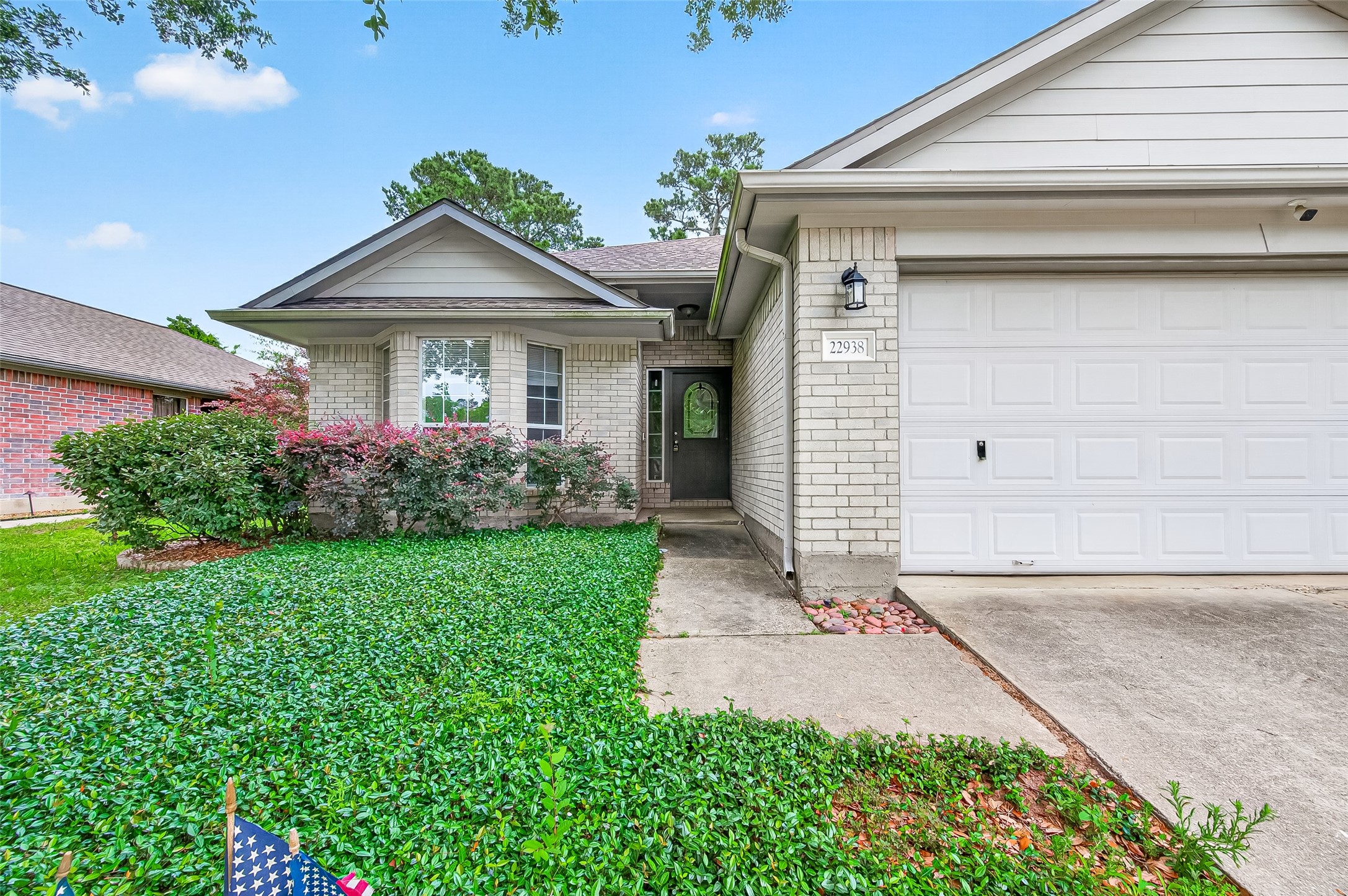 22938 Sugar Bear Drive Spring, TX 77389 - Photo 4 of 41