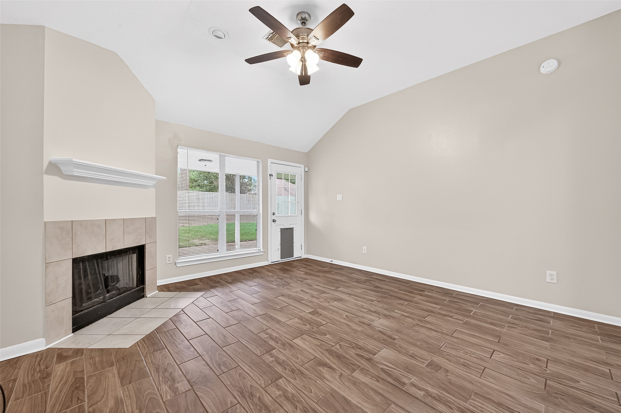 22938 Sugar Bear Drive Spring, TX 77389 - Photo 10 of 41