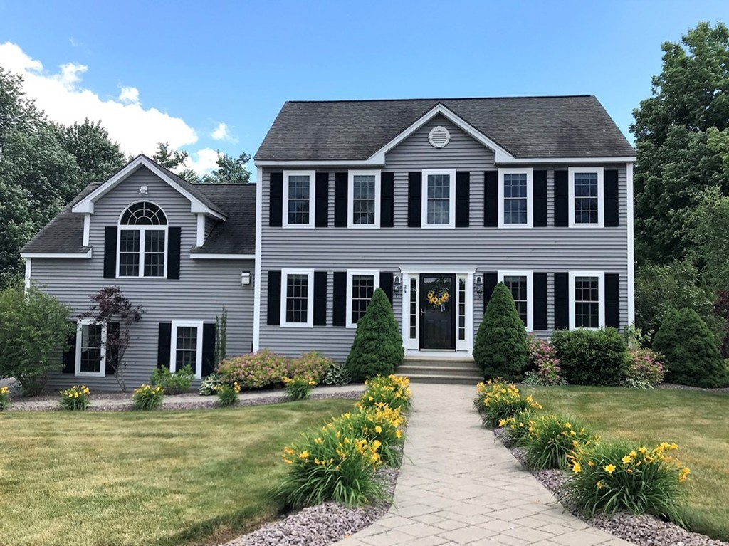 34 Vista Circle Rutland, MA 01543 - Photo 1 of 29 Gallery Image 1