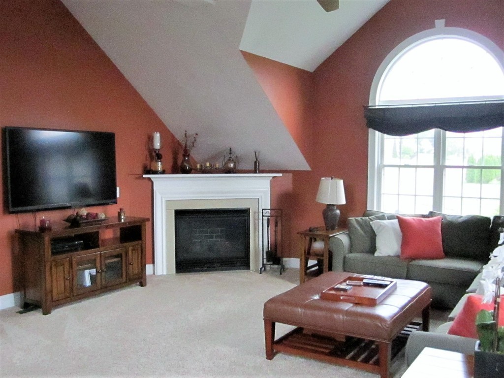 34 Vista Circle Rutland, MA 01543 - Photo 10 of 29 Gallery Image 10