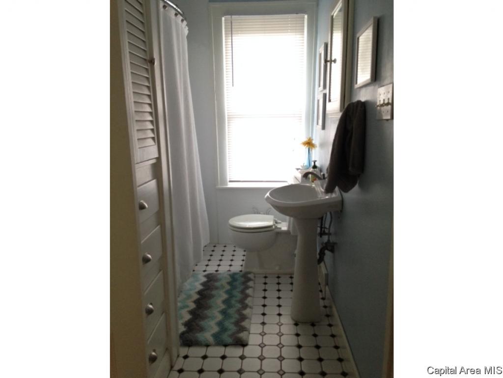 837 South State Street Springfield, IL 62704 - Photo 16 of 28