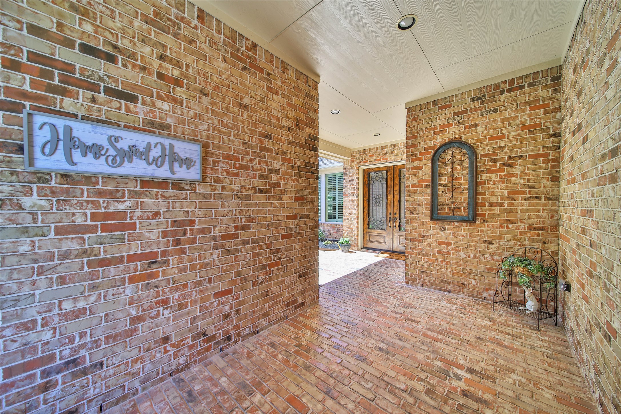 3234 Explorer Way Conroe, TX 77301 - Photo 4 of 44 a view of a brick wall