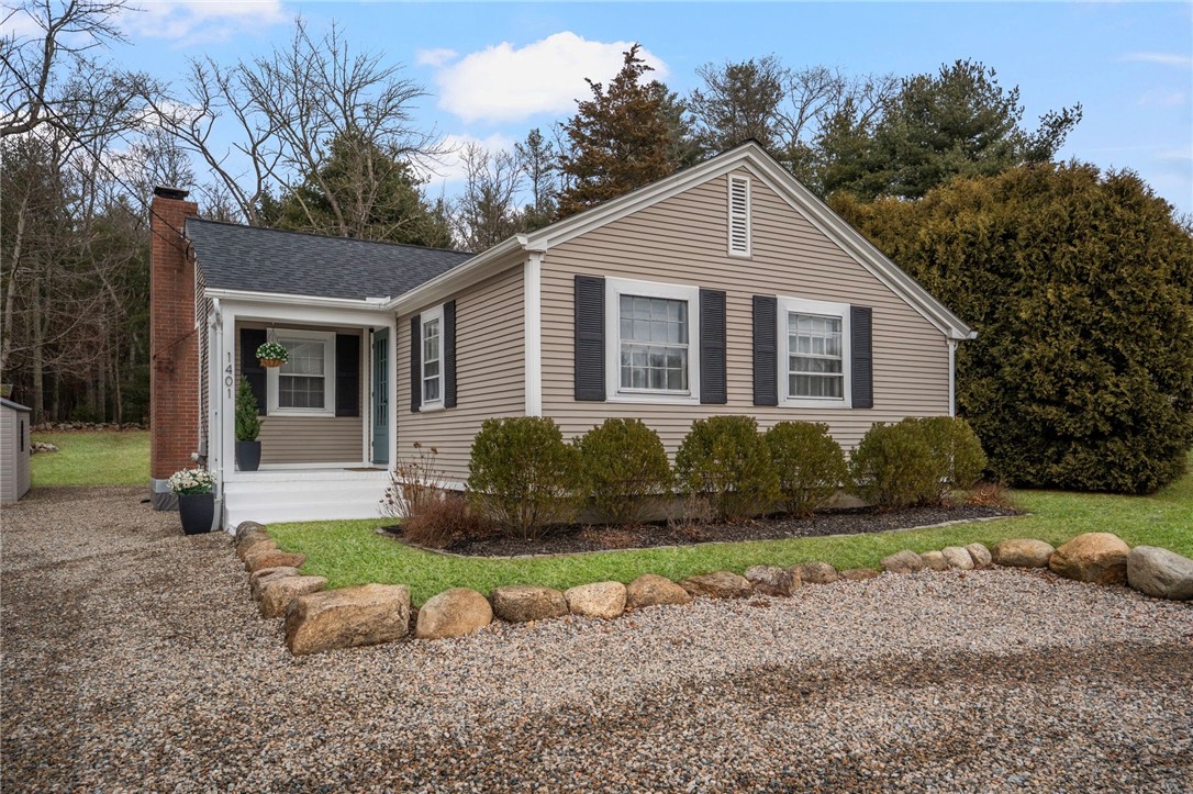 1401 Hope Road Cranston, RI 02831 - Photo 1 of 30 Gallery Image 1