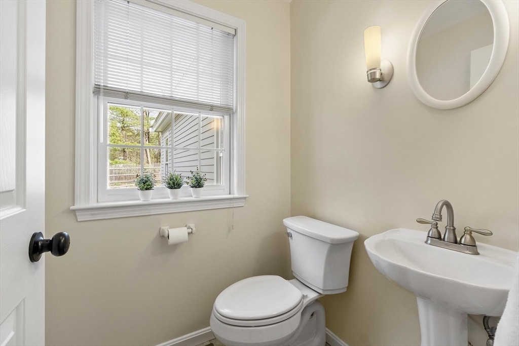 7 Rooks Way Westford, MA 01886 - Photo 17 of 42