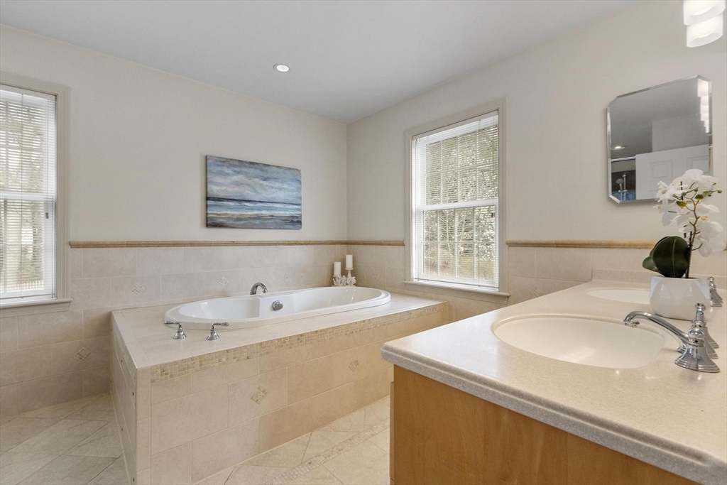 7 Rooks Way Westford, MA 01886 - Photo 24 of 42