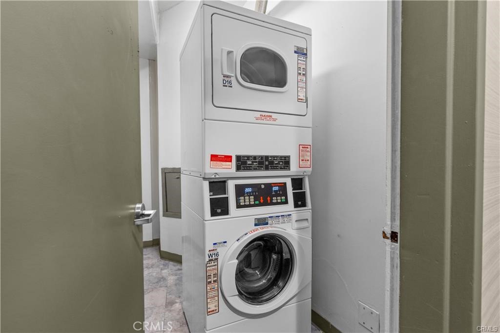 7250 Franklin Avenue, Unit 406 Los Angeles, CA 90046 - Photo 16 of 34