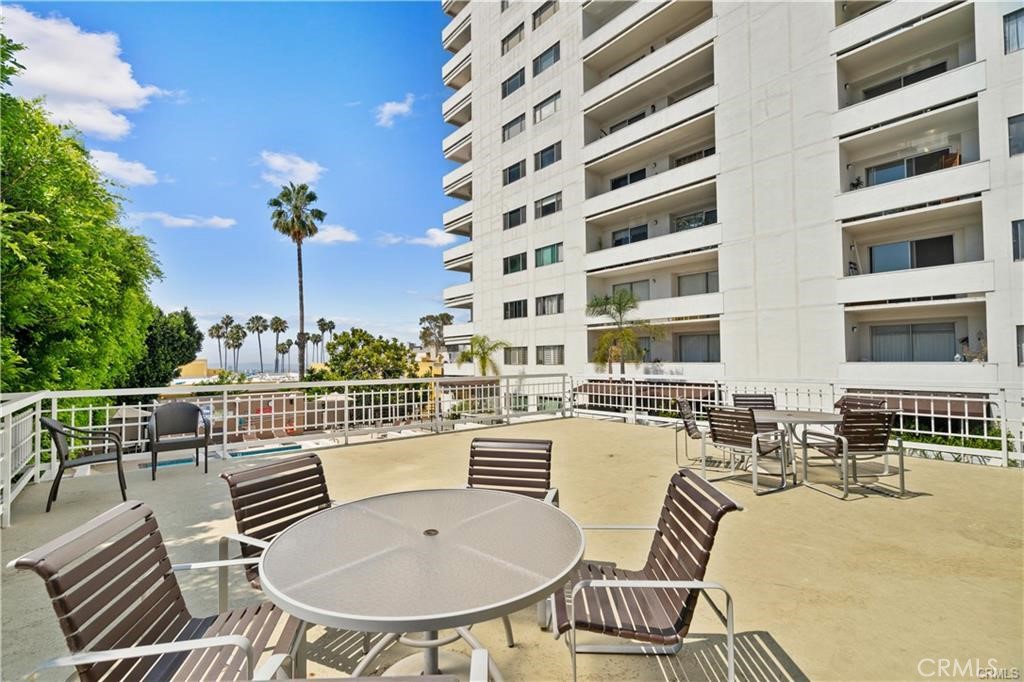 7250 Franklin Avenue, Unit 406 Los Angeles, CA 90046 - Photo 20 of 34