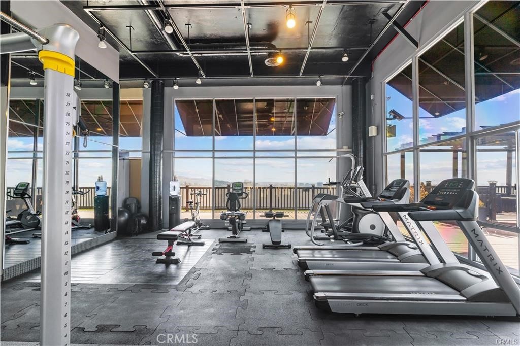 7250 Franklin Avenue, Unit 406 Los Angeles, CA 90046 - Photo 24 of 34 Full Gym