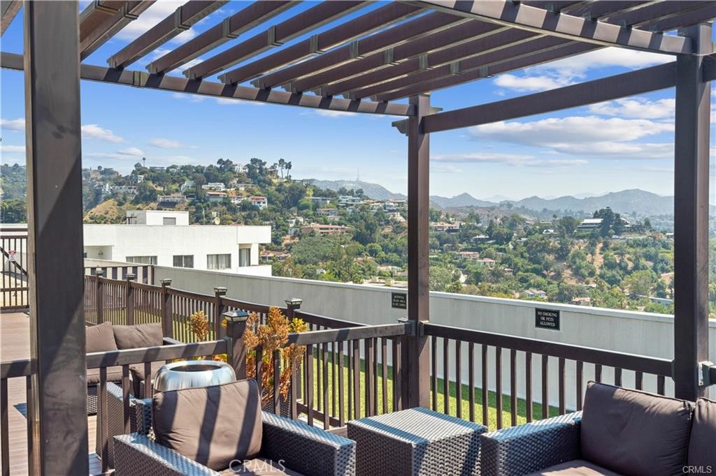 7250 Franklin Avenue, Unit 406 Los Angeles, CA 90046 - Photo 25 of 34 Rooftop with