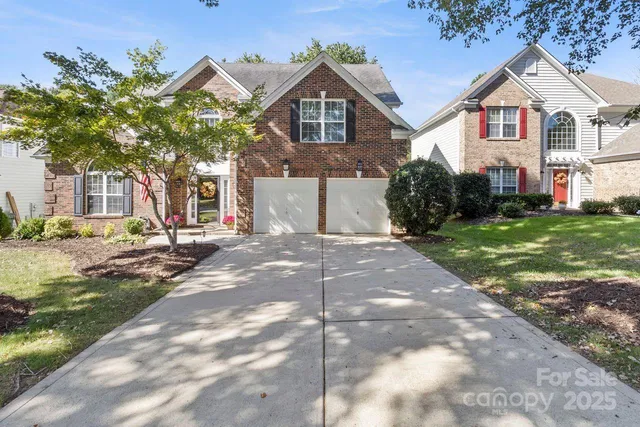 $645,000 | 16203 Hollingbourne Road, Huntersville, NC 28078